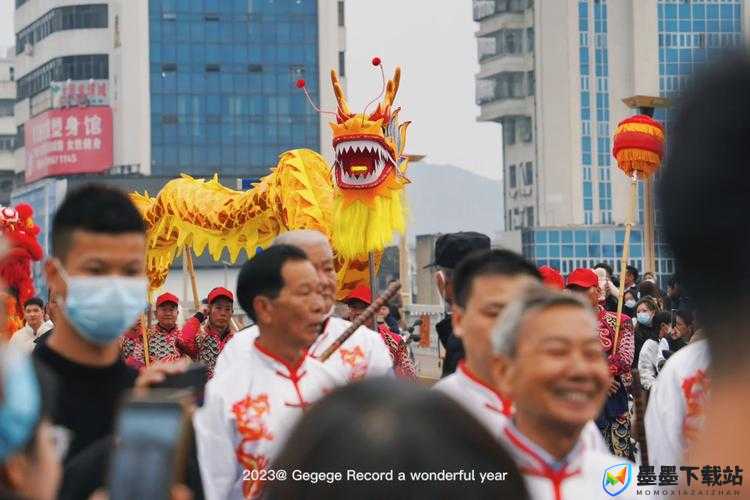 铿铿铿锵锵锵锵铜铜：一段充满节奏感的独特表达